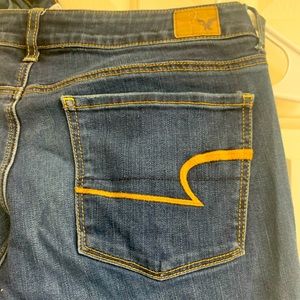 EUC American Eagle Skinny Jeans